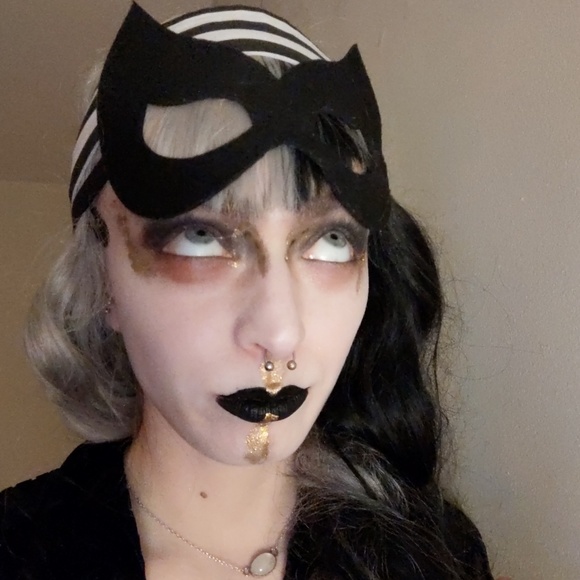 Meet your Posher, Amk - Picture 1 of 1